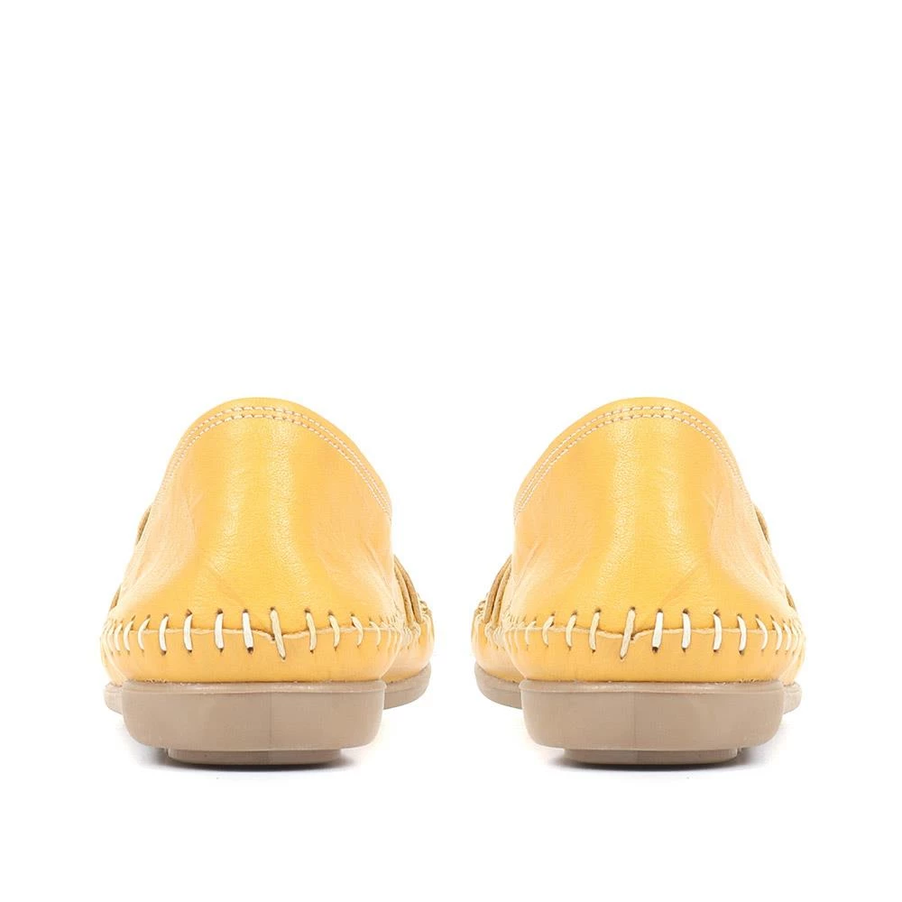 Pavers Leather Slip-On Pumps - GOKH29000 / 316 901 Shoes 27 Pavers Leather Slip-On Pumps - GOKH29000 / 316 901 Shoes