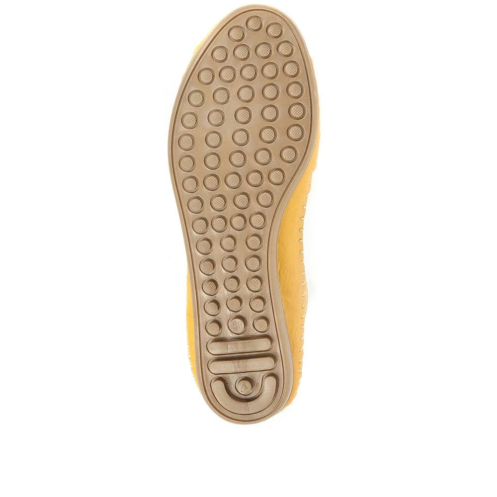 Pavers Leather Slip-On Pumps - GOKH29000 / 316 901 Shoes 29 Pavers Leather Slip-On Pumps - GOKH29000 / 316 901 Shoes