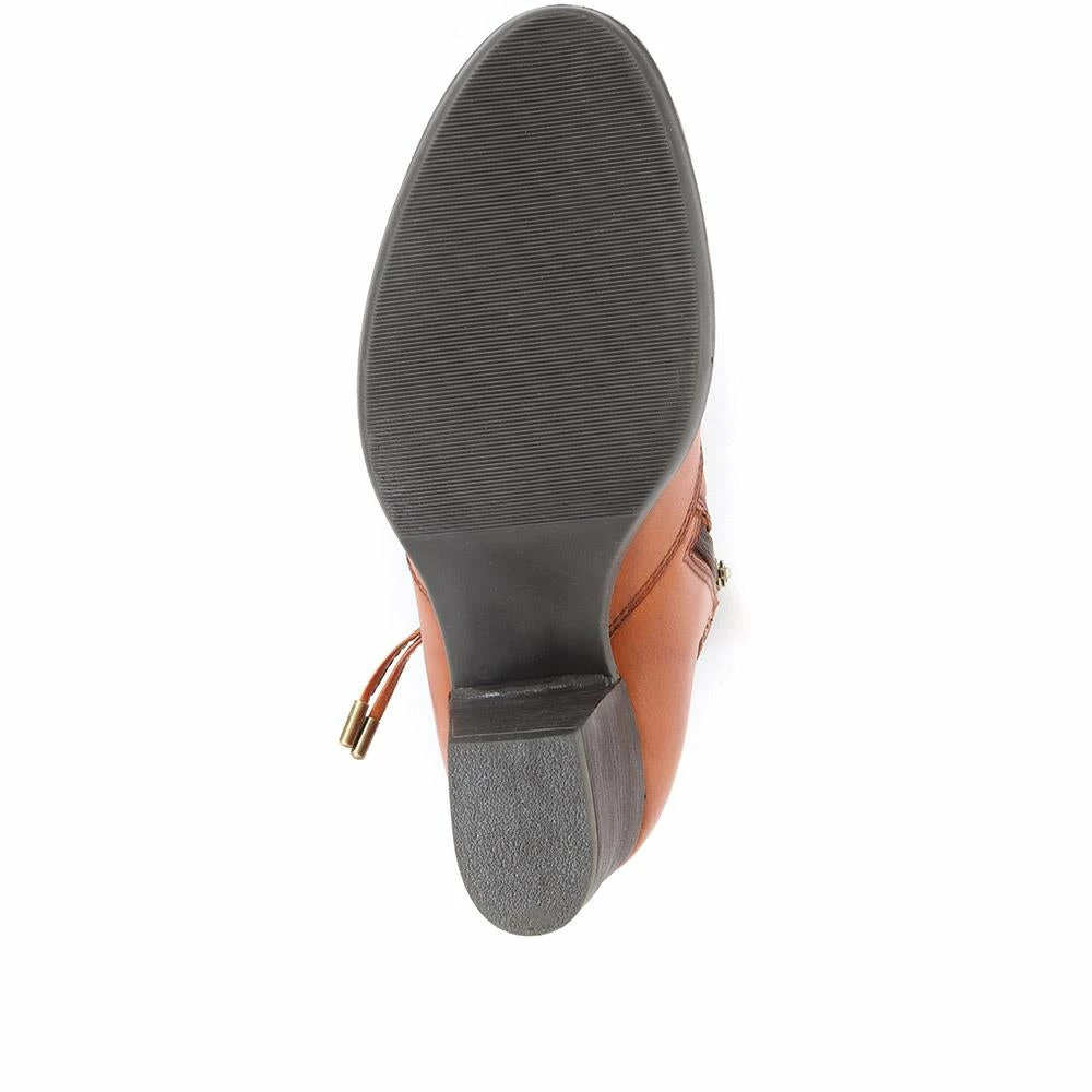 Pavers Leather Heeled Ankle Boot - VED34001 / 320 366 22 Pavers Leather Heeled Ankle Boot - VED34001 / 320 366