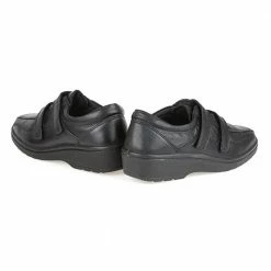 Pavers Wide-Fit One Touch Shoe With Two Straps - HSRAJA2006 / 302 739 32 Pavers Wide-Fit One Touch Shoe With Two Straps - HSRAJA2006 / 302 739