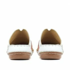 Pavers Leather Slip-On Clogs - CAY35017 / 322 038 Shoes