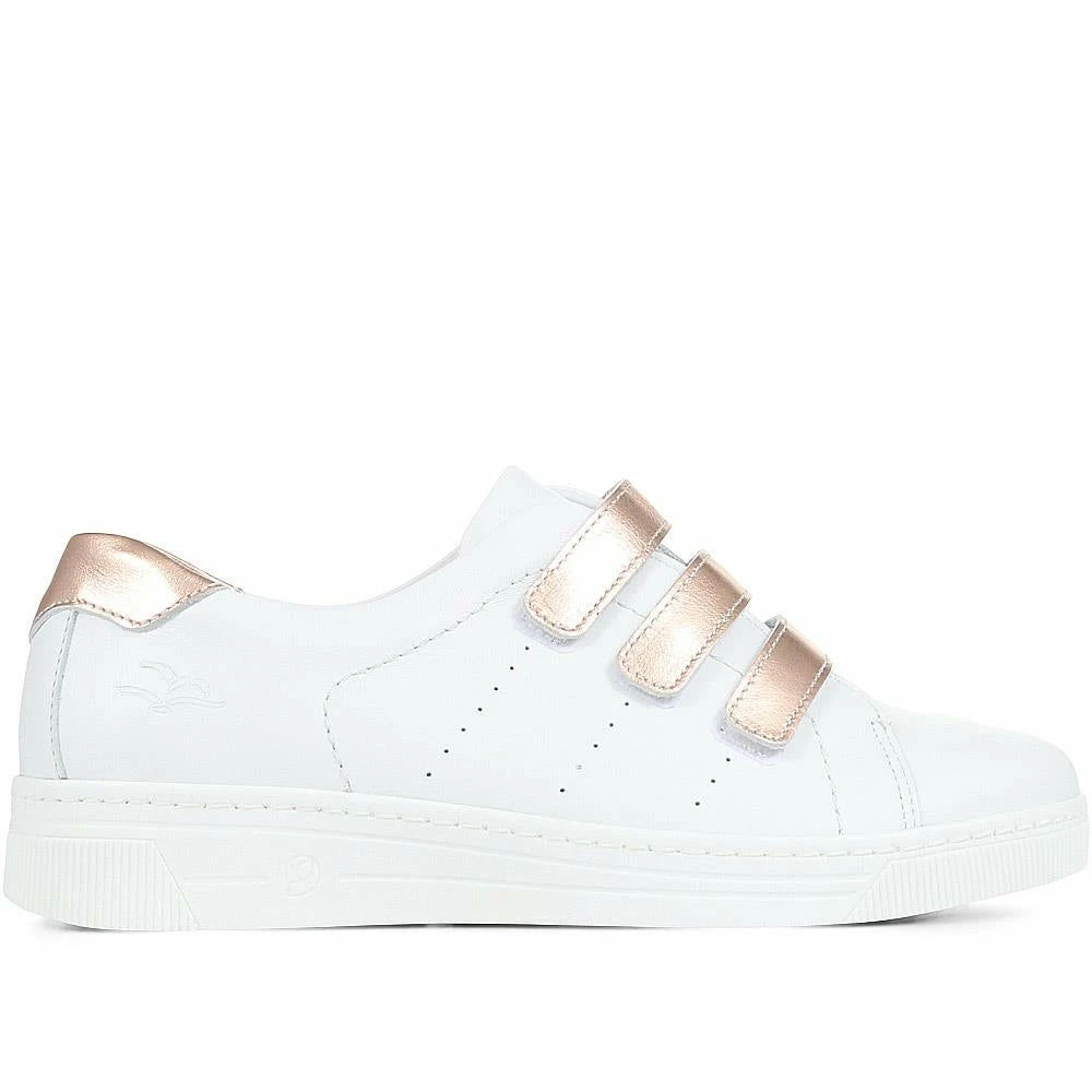 Fly Flot Wide Fit Casual Touch Fasten Trainers - CAL35013 / 321 533 3 Fly Flot Wide Fit Casual Touch Fasten Trainers - CAL35013 / 321 533