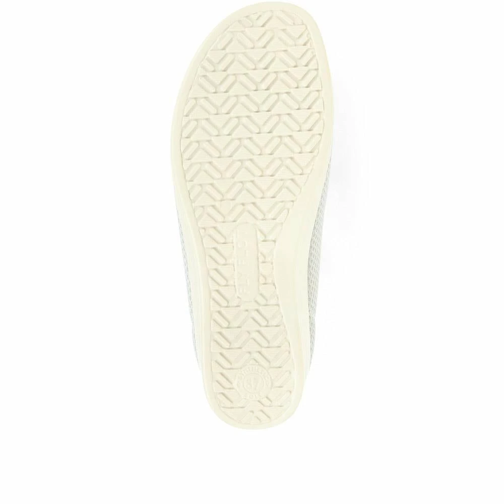 Fly Flot Lightweight Slippers - FLY35045 / 321 255 13 Fly Flot Lightweight Slippers - FLY35045 / 321 255
