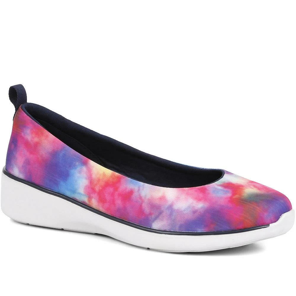 Pavers Wide Fit Trainer Pumps - BRK35071 / 321 931 1 Pavers Wide Fit Trainer Pumps - BRK35071 / 321 931