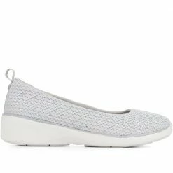 Pavers Wide Fit Trainer Pumps - BRK35069 / 321 930 24 Pavers Wide Fit Trainer Pumps - BRK35069 / 321 930