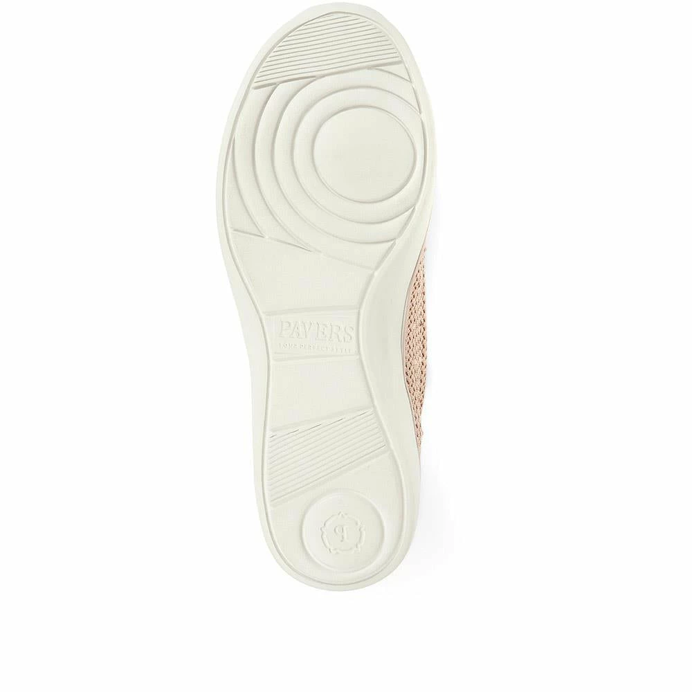 Pavers Wide Fit Trainer Pumps - BRK35069 / 321 930 16 Pavers Wide Fit Trainer Pumps - BRK35069 / 321 930