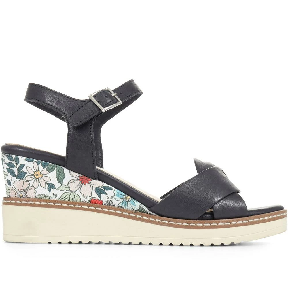 Pavers Heeled Wedge Sandals - MKOC35007 / 322 191 5 Pavers Heeled Wedge Sandals - MKOC35007 / 322 191