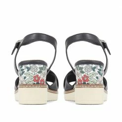 Pavers Heeled Wedge Sandals - MKOC35007 / 322 191 21 Pavers Heeled Wedge Sandals - MKOC35007 / 322 191