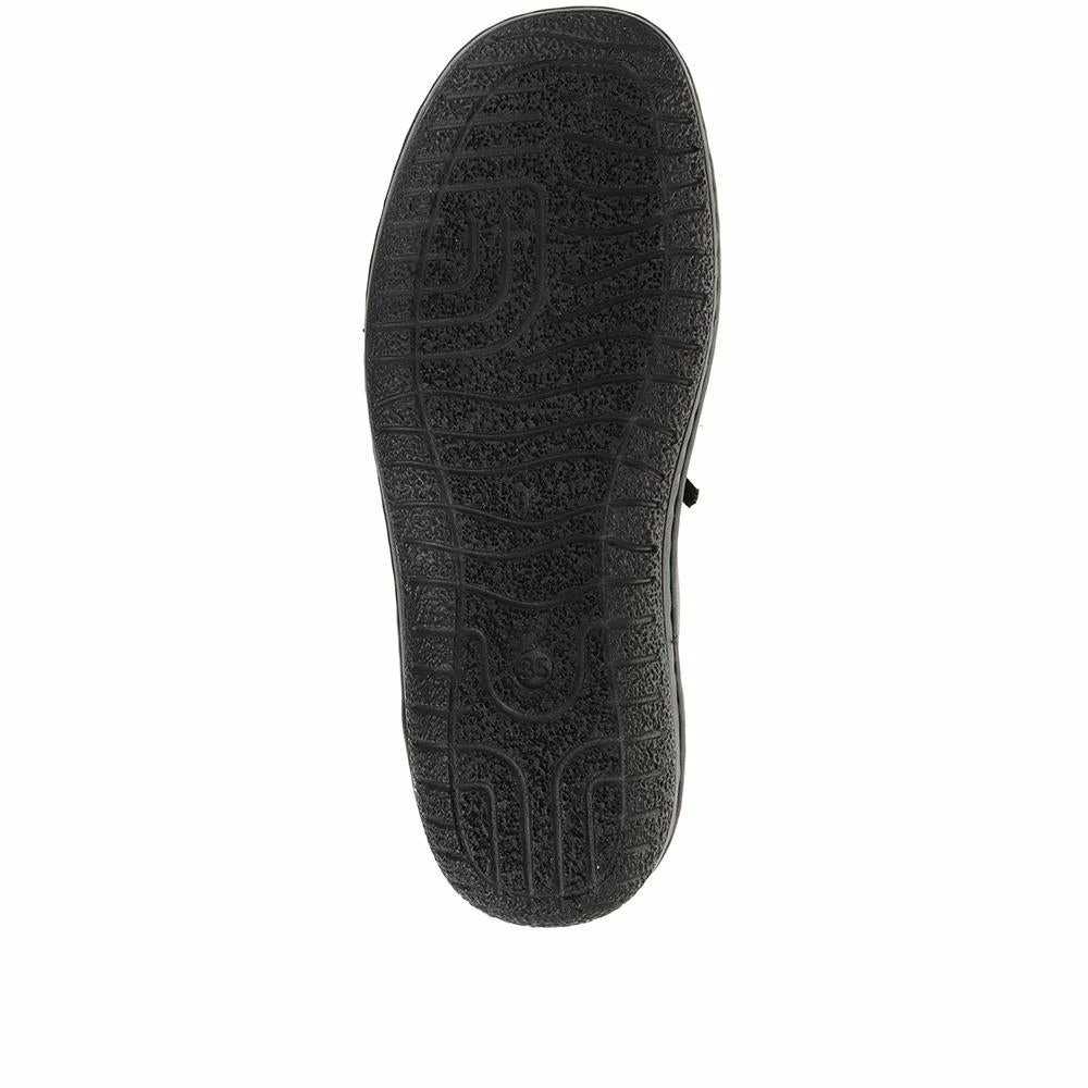 Pavers Wide Fit Leather Slip-On Shoes - DRTMA35009 / 322 101 6 Pavers Wide Fit Leather Slip-On Shoes - DRTMA35009 / 322 101