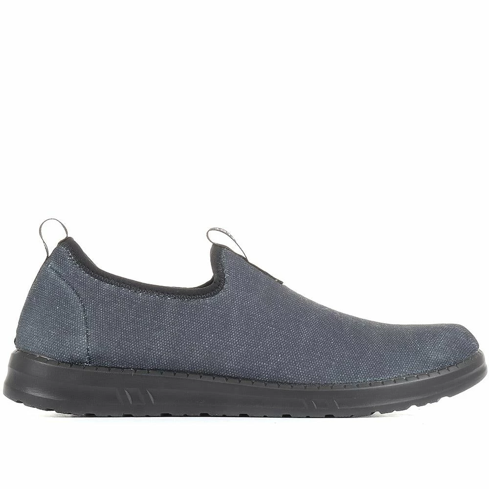 Fly Flot Lightweight Slip-On Shoes - FLY35061 / 321 228 6 Fly Flot Lightweight Slip-On Shoes - FLY35061 / 321 228