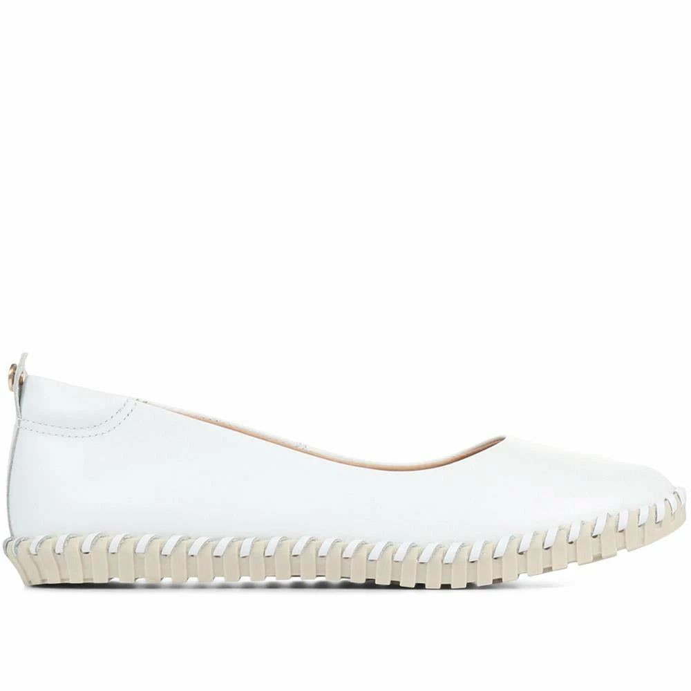 Pavers Leather Ballet Pump - BOT33011 / 319 900 4 Pavers Leather Ballet Pump - BOT33011 / 319 900