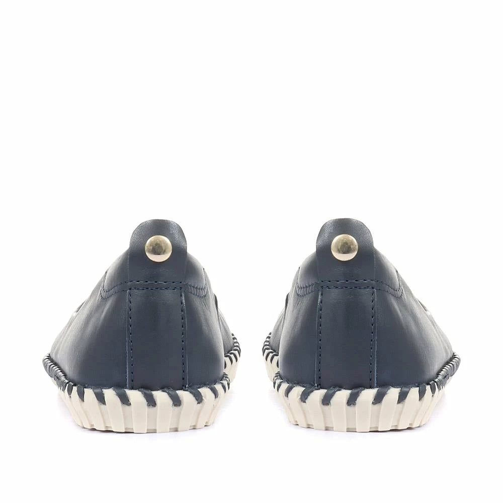 Pavers Leather Ballet Pump - BOT33011 / 319 900 9 Pavers Leather Ballet Pump - BOT33011 / 319 900