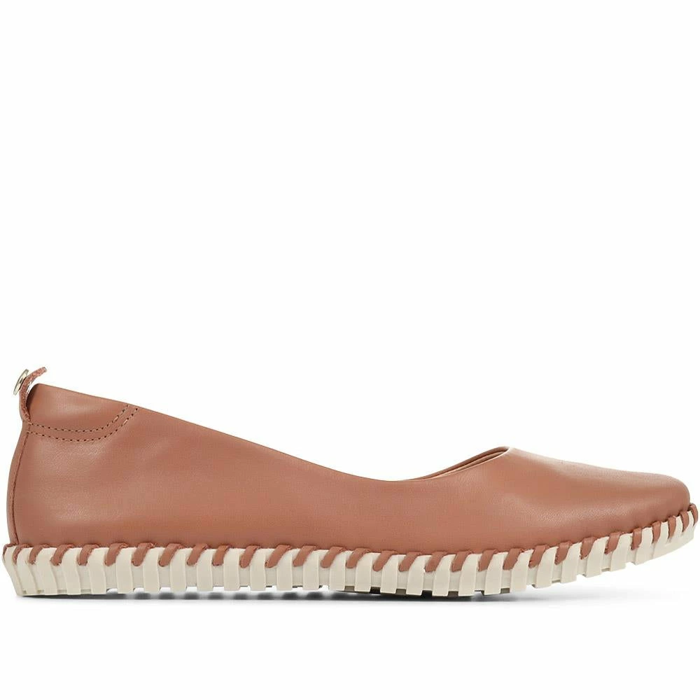 Pavers Leather Ballet Pump - BOT33011 / 319 900 12 Pavers Leather Ballet Pump - BOT33011 / 319 900