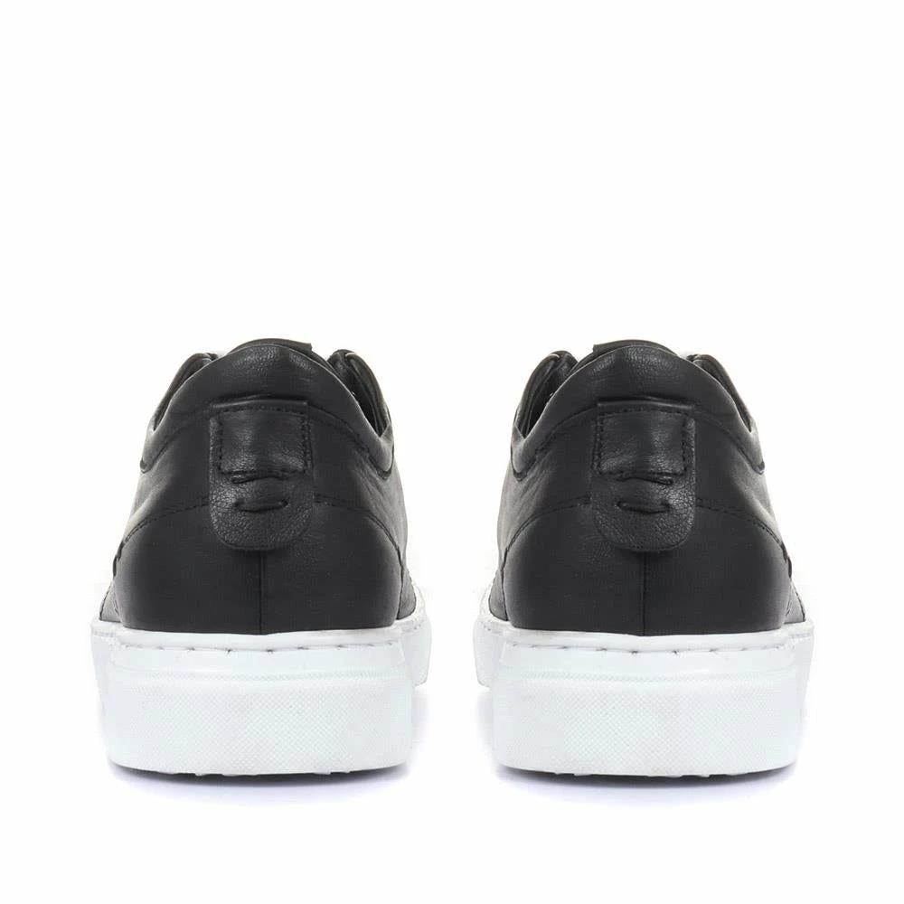 Kinloch Ladies Black Casual Everyday Sneakers - PVR31500 / 318 472 / 318 472 9 Kinloch Ladies Black Casual Everyday Sneakers - PVR31500 / 318 472 / 318 472
