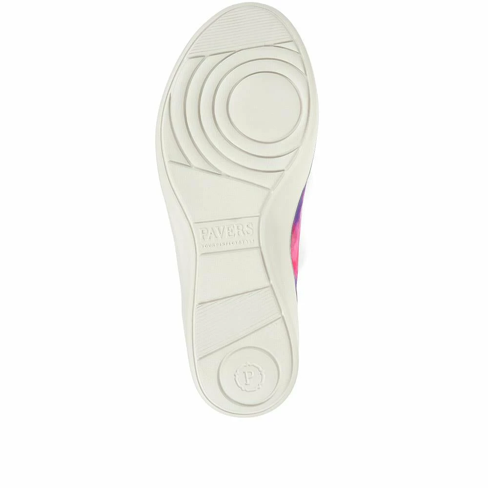 Pavers Wide Fit Trainer Pumps - BRK35071 / 321 931 7 Pavers Wide Fit Trainer Pumps - BRK35071 / 321 931