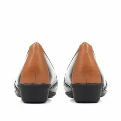 Pavers Leather Slip-On Shoes - NAP35001 / 321 453