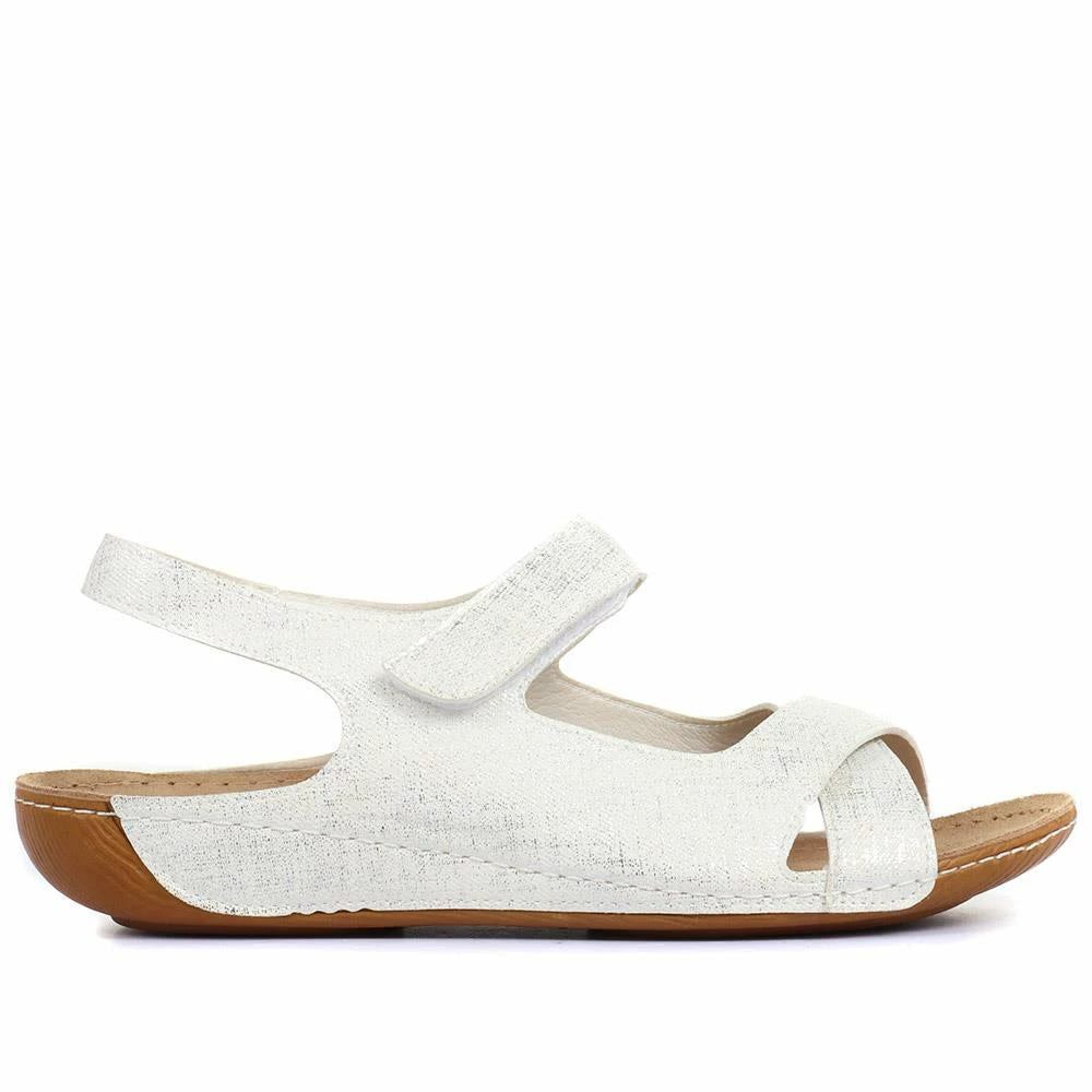 Pavers Flat Wide Fit Touch-Fasten Sandals - MUY1509 / 124 091 24 Pavers Flat Wide Fit Touch-Fasten Sandals - MUY1509 / 124 091