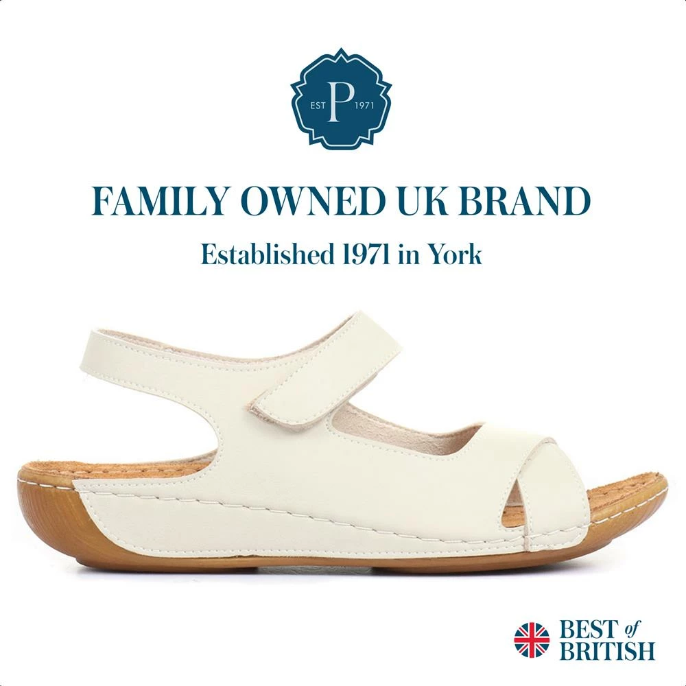 Pavers Flat Wide Fit Touch-Fasten Sandals - MUY1509 / 124 091 28 Pavers Flat Wide Fit Touch-Fasten Sandals - MUY1509 / 124 091