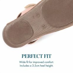 Pavers Flat Wide Fit Touch-Fasten Sandals - MUY1509 / 124 091 110 Pavers Flat Wide Fit Touch-Fasten Sandals - MUY1509 / 124 091