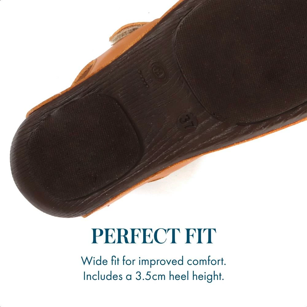 Pavers Flat Wide Fit Touch-Fasten Sandals - MUY1509 / 124 091 55 Pavers Flat Wide Fit Touch-Fasten Sandals - MUY1509 / 124 091