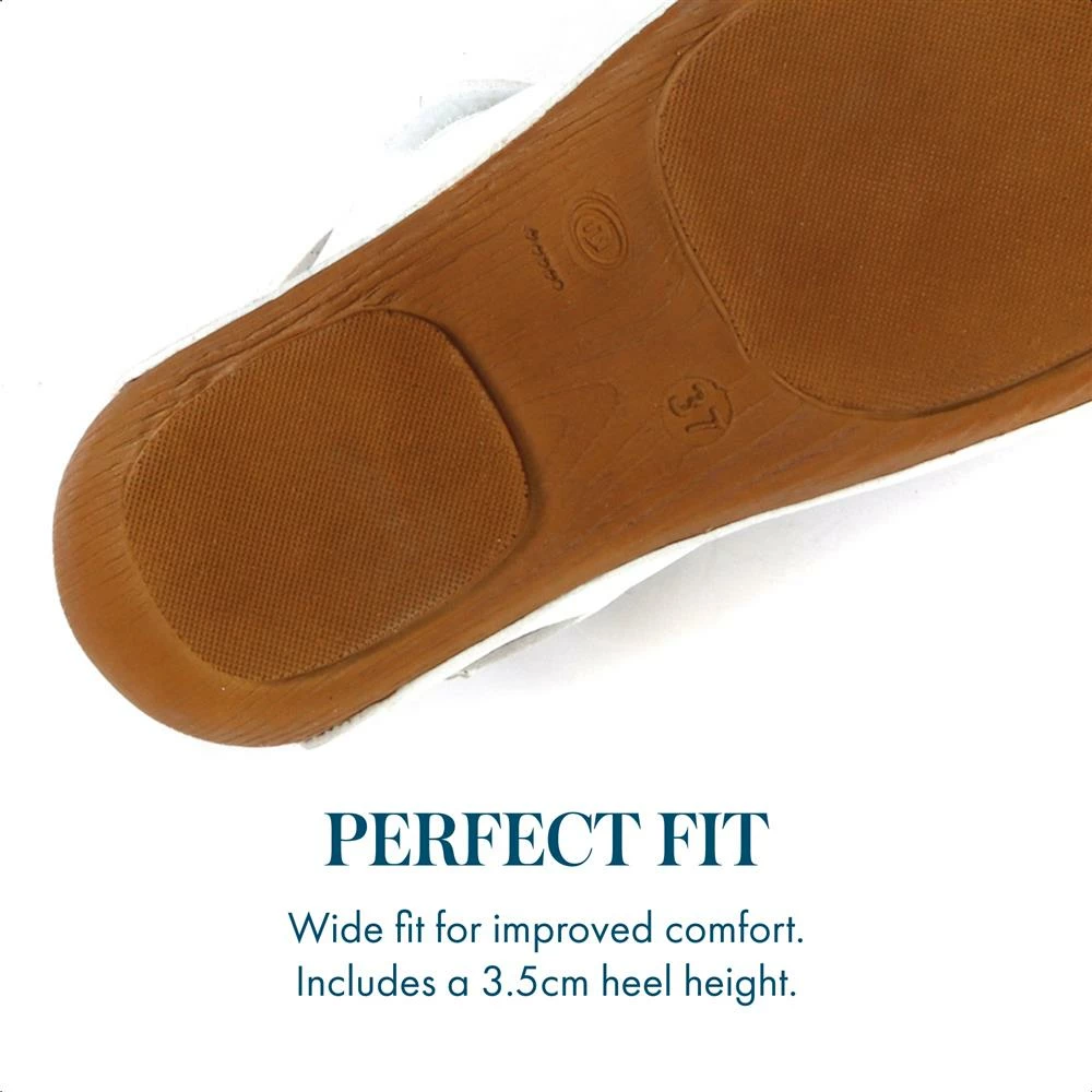 Pavers Flat Wide Fit Touch-Fasten Sandals - MUY1509 / 124 091 61 Pavers Flat Wide Fit Touch-Fasten Sandals - MUY1509 / 124 091