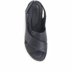 Pavers Leather Cross-Over Sandals - MKOC33005 / 320 053