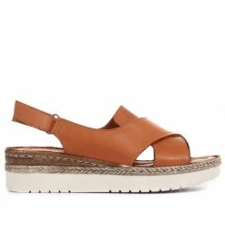 Pavers Leather Cross-Over Sandals - MKOC33005 / 320 053