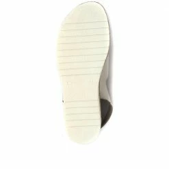 Pavers Leather Cross-Over Sandals - MKOC33005 / 320 053