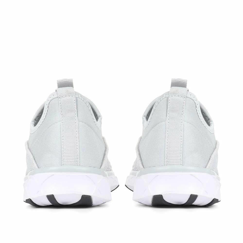 Pavers Sneakers Slip-On Aqua Trainers - TITAN35001 / 321 710 15 Pavers Sneakers Slip-On Aqua Trainers - TITAN35001 / 321 710