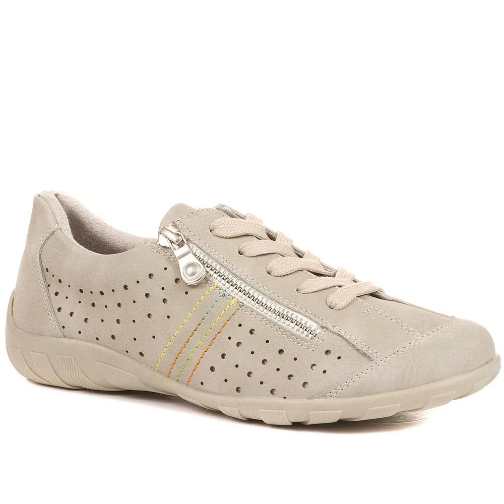 Pavers Sneakers Lightweight Lace-Up Trainers - WBINS35112 / 321 934 2 Pavers Sneakers Lightweight Lace-Up Trainers - WBINS35112 / 321 934