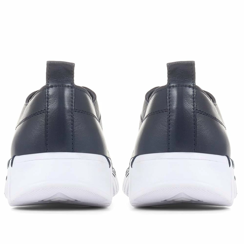 Kinloch Slip-On Leather Trainers - ELILE35501 / 322 300 9 Kinloch Slip-On Leather Trainers - ELILE35501 / 322 300