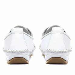 Pavers Wide Fit Leather Lace-Up Sneakers / 317 969