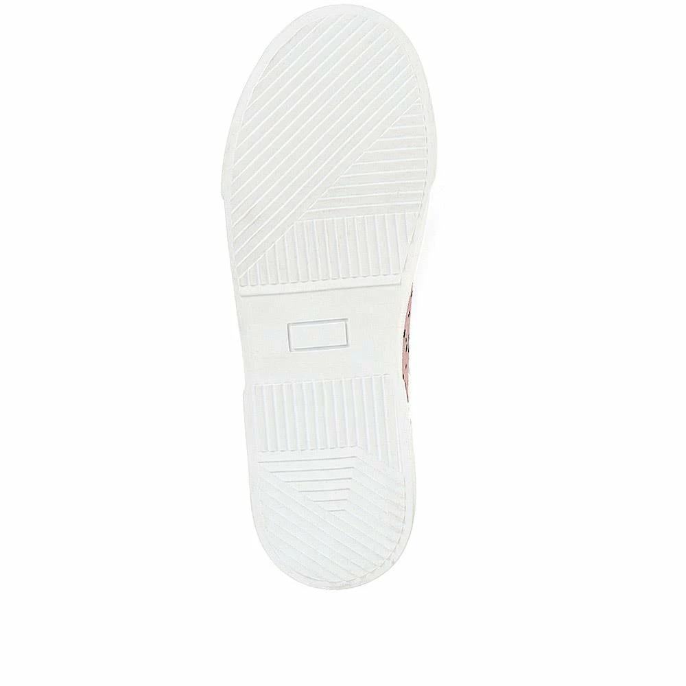 Bellissimo Scalloped Edge Lace-Up Trainers - BELAKMER35008 / 322 252 10 Bellissimo Scalloped Edge Lace-Up Trainers - BELAKMER35008 / 322 252