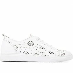 Bellissimo Scalloped Edge Lace-Up Trainers - BELAKMER35008 / 322 252 24 Bellissimo Scalloped Edge Lace-Up Trainers - BELAKMER35008 / 322 252