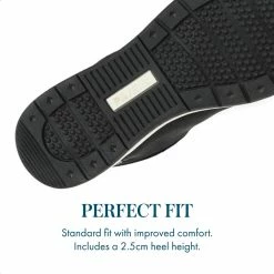 Pavers Wide Fit Lightweight Lace-Up Trainers - WBINS35015 / 321 594 35 Pavers Wide Fit Lightweight Lace-Up Trainers - WBINS35015 / 321 594