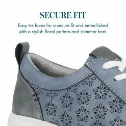 Pavers Wide Fit Lightweight Lace-Up Trainers - WBINS35015 / 321 594 49 Pavers Wide Fit Lightweight Lace-Up Trainers - WBINS35015 / 321 594