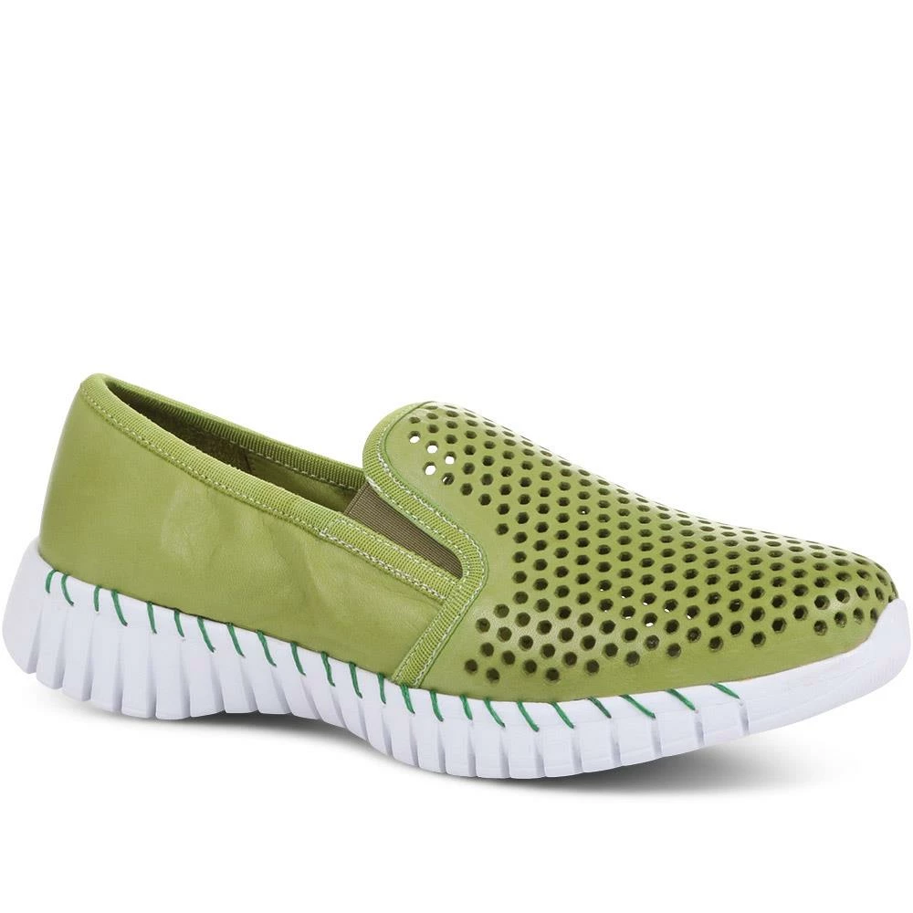 Kinloch Breathable Slip-On Trainers - ELILE35502 / 322 302 2 Kinloch Breathable Slip-On Trainers - ELILE35502 / 322 302