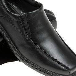 Pavers Wide Fit Leather Slip On Shoes - RAJ1601 / 124 914