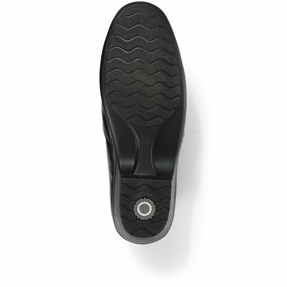 Pavers Wide Fit Leather Ladies Ankle Boot - HSKEMP1811 / 146 311 26 Pavers Wide Fit Leather Ladies Ankle Boot - HSKEMP1811 / 146 311