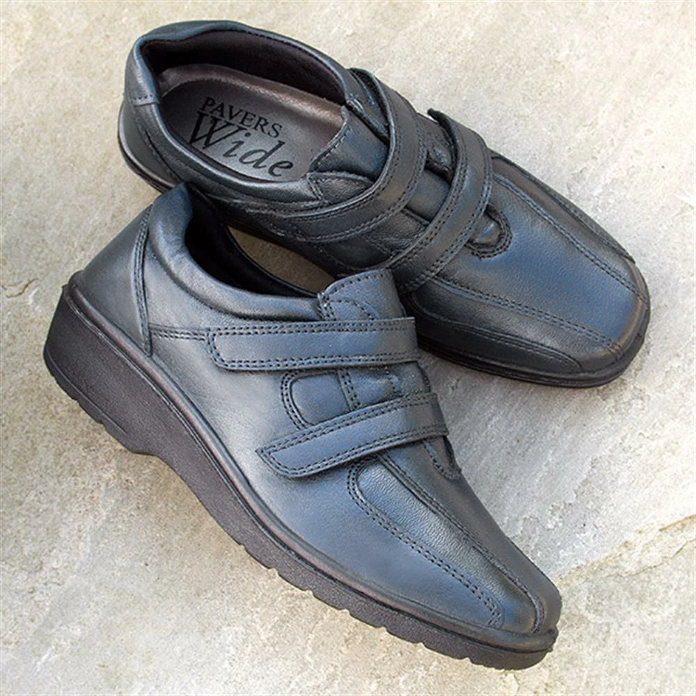 Pavers Wide-Fit One Touch Shoe With Two Straps - HSRAJA2006 / 302 739 12 Pavers Wide-Fit One Touch Shoe With Two Straps - HSRAJA2006 / 302 739