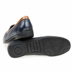 Pavers Leather Moccasin With Contrasting Trim - KEMP1752 / 126 432 32 Pavers Leather Moccasin With Contrasting Trim - KEMP1752 / 126 432