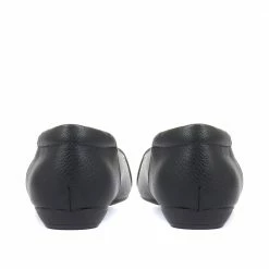 Pavers Wide Fit Slip On Pump - WBINS26029 / 310 595