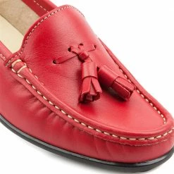 Pavers Shoes Wide Fit Leather Loafer With Tassel - CONT25000 / 309 198 52 Pavers Shoes Wide Fit Leather Loafer With Tassel - CONT25000 / 309 198