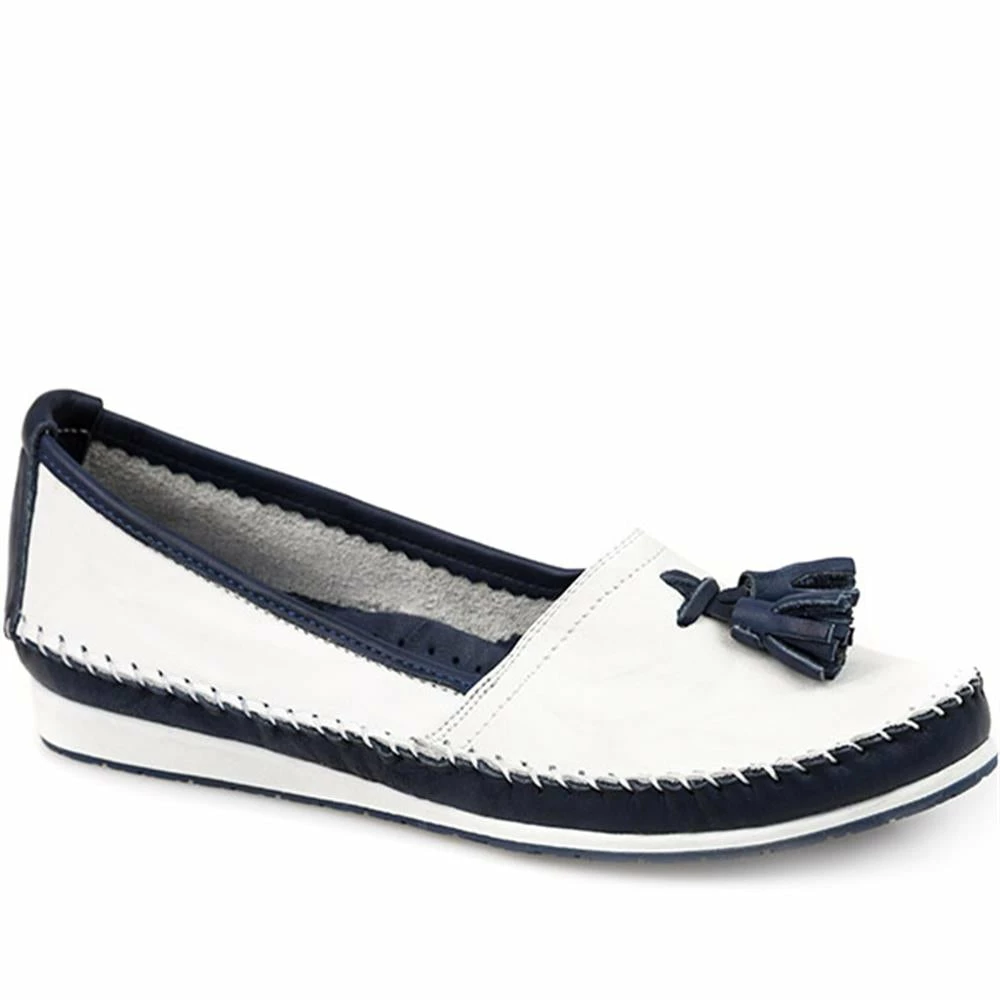 Kinloch Leather Loafer With Tassel - SIMIN23501 / 308 655 Shoes 2 Kinloch Leather Loafer With Tassel - SIMIN23501 / 308 655 Shoes