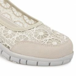 Pavers Wide Fit Sporty Slip On Pump - BRK27000 / 311 503 8 Pavers Wide Fit Sporty Slip On Pump - BRK27000 / 311 503