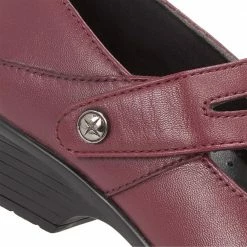 Pavers Wide Fit Leather Mary-Jane With Split Strap & Stud - HSKEMP1813 / 146 313 Shoes