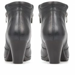 Kinloch Boots Patent Ankle Boot - VED28504 / 313 889