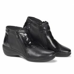 Pavers Wide Fit Lightweight Leather Ankle Boot - HAK28013 / 313 753
