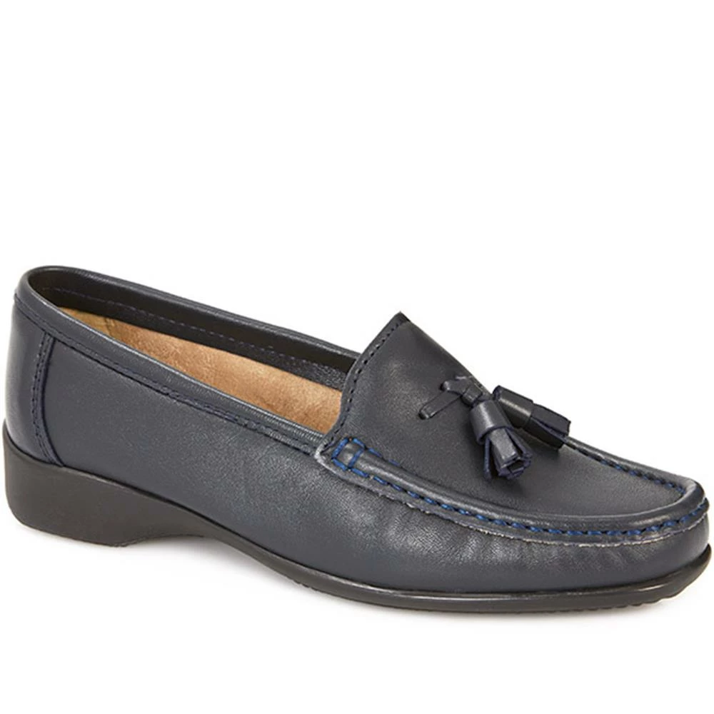 Pavers Shoes Wide Fit Leather Loafer With Tassel - CONT25000 / 309 198 3 Pavers Shoes Wide Fit Leather Loafer With Tassel - CONT25000 / 309 198