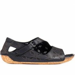 Pavers Leather Flat Sandals - KARY29011 / 315 353 34 Pavers Leather Flat Sandals - KARY29011 / 315 353